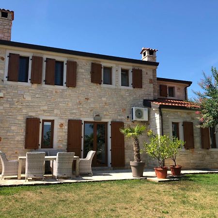 Casa Stefanie Βίλα Kaštelir Εξωτερικό φωτογραφία