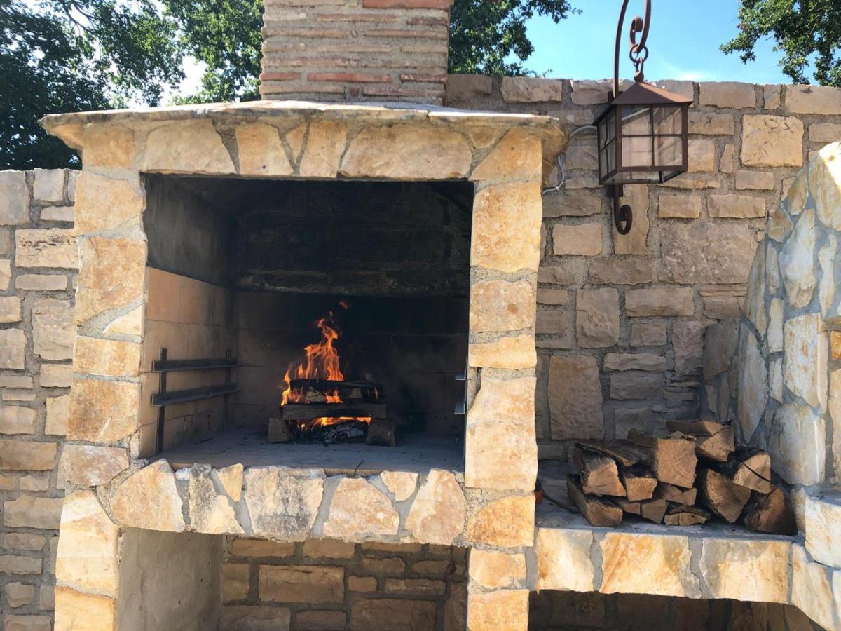 Casa Stefanie Βίλα Kaštelir Εξωτερικό φωτογραφία