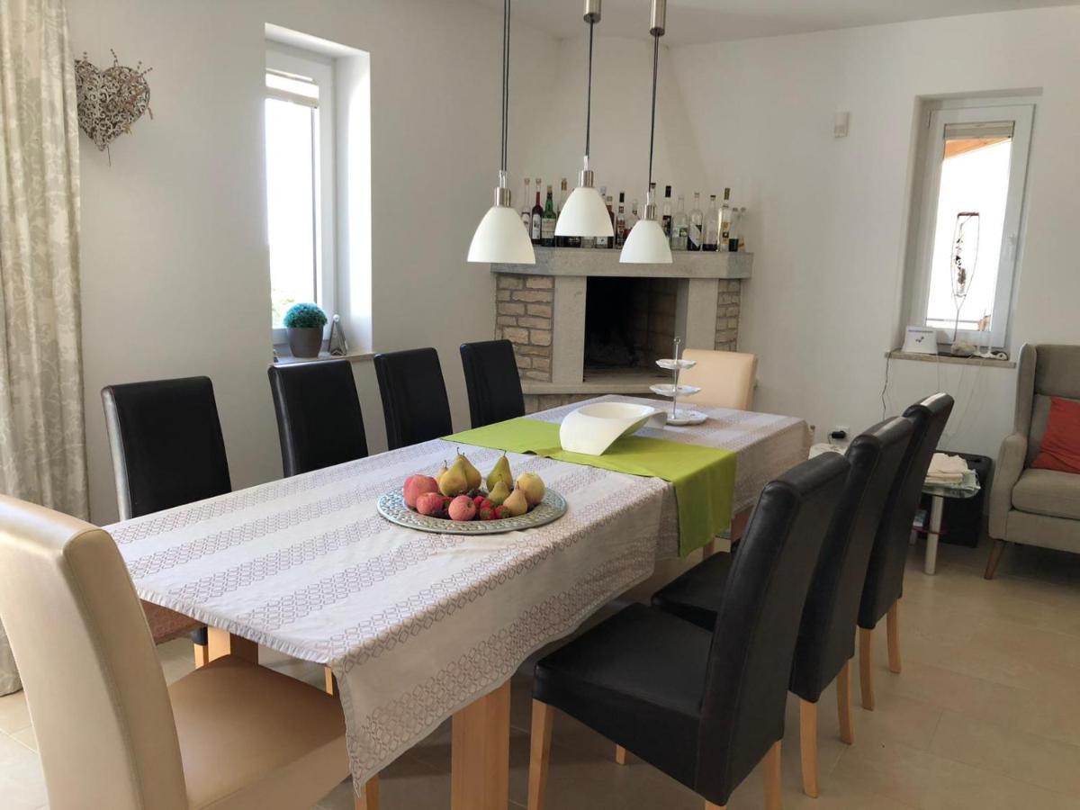 Casa Stefanie Βίλα Kaštelir Εξωτερικό φωτογραφία